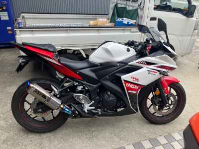 Yamaha YZF-R25 2016