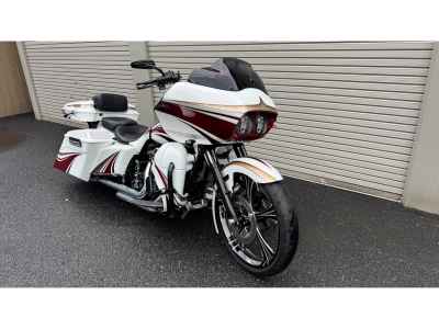 Harley-Davidson Road Glide FLTRXSE1923 CVO 2013