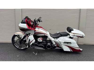 Harley-Davidson Road Glide FLTRXSE1923 CVO 2013