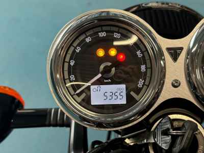 Triumph Bonneville T120B 2021