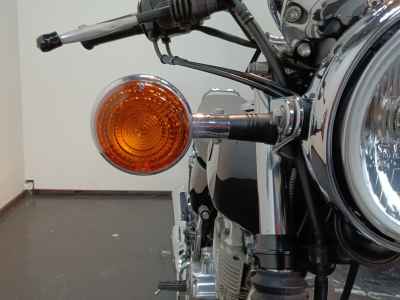 Yamaha SR400 2021