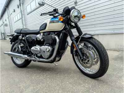 Triumph Bonneville T120 2026