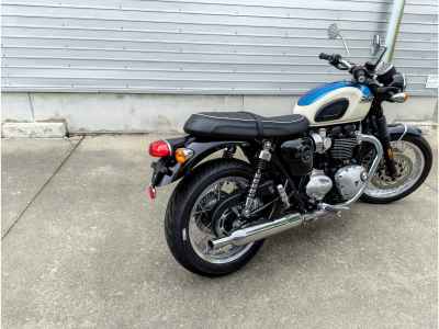 Triumph Bonneville T120 2026