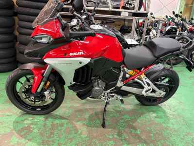 Ducati Multistrada V4S 2024