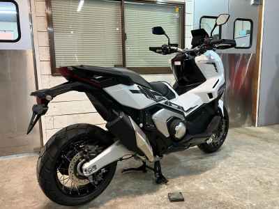 Honda X-Adv 750 2025