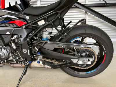 BMW M1000R 2023