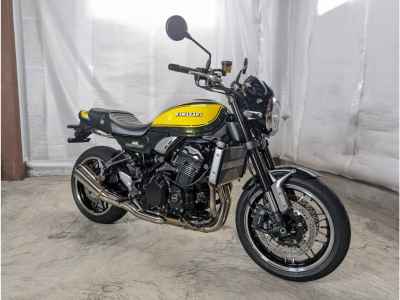 Kawasaki Z900RS 2024