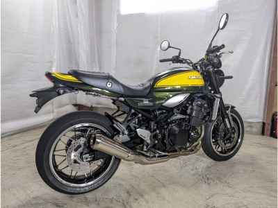 Kawasaki Z900RS 2024