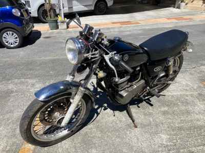 Yamaha SR400 2005