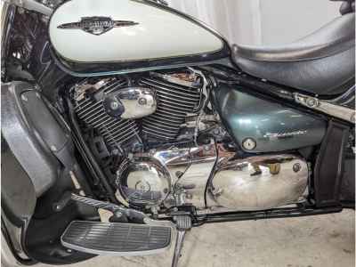 Suzuki Intruder 400 Classic 2010