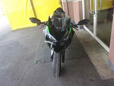 Kawasaki Ninja ZX-6R 2025