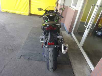 Kawasaki Ninja ZX-6R 2025