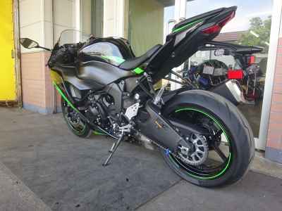 Kawasaki Ninja ZX-6R 2025