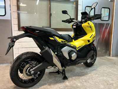 Honda X-Adv 750 2025