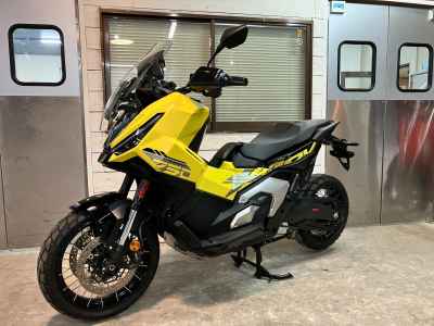 Honda X-Adv 750 2025