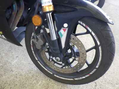 Yamaha YZF-R25 2019