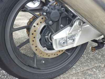 Honda CB1300SF 2025