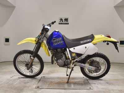 Suzuki DR250R-S