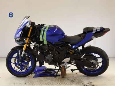 Yamaha YZF-R25 2025
