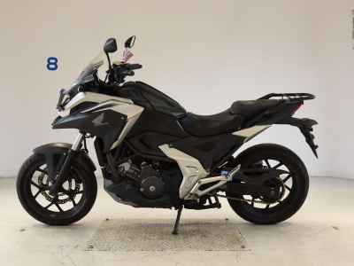 Honda NC750X 2022