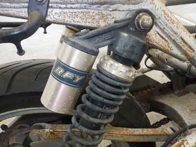 Suzuki GSX250S Katana