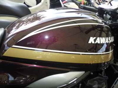 Kawasaki Z900RS 2025