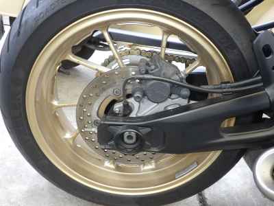 Yamaha XSR700 2023