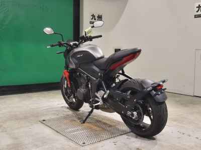 Triumph Trident 660 2023