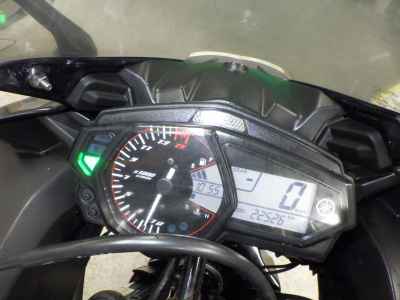 Yamaha YZF-R25 2016