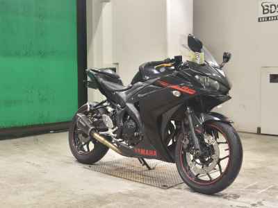 Yamaha YZF-R25 2016