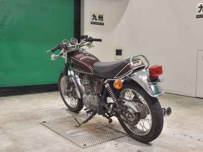 Yamaha SR400 2015
