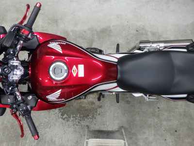 Honda CB400 Super Boldor 2021