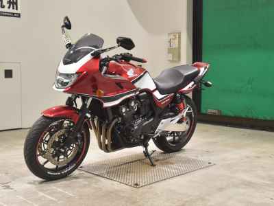 Honda CB400 Super Boldor 2021