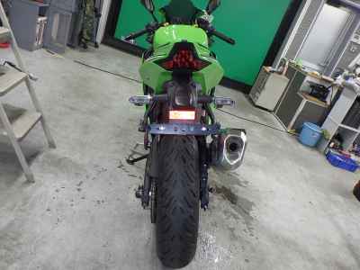 Kawasaki Ninja ZX-4RR 2025