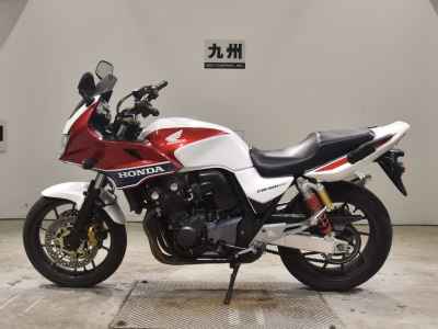 Honda CB400 Super Boldor 2014