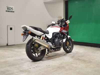 Honda CB400 Super Boldor 2014