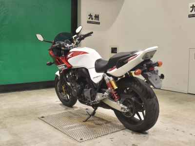 Honda CB400 Super Boldor 2014