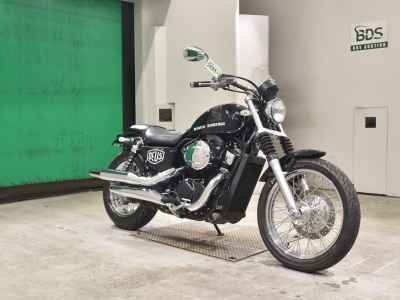 Honda VT400S 2011