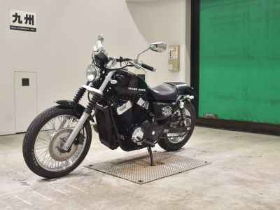 Honda VT400S 2011