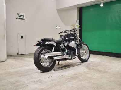 Honda VT400S 2011