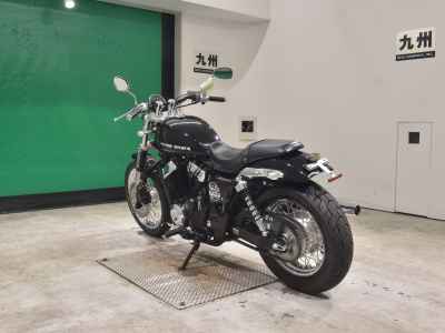 Honda VT400S 2011