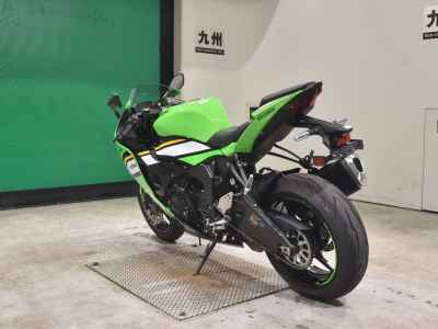 Kawasaki Ninja ZX-6R 2025