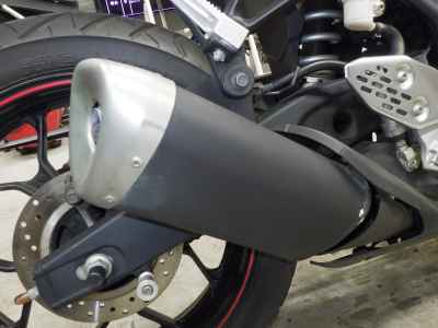 Yamaha YZF-R25 2016