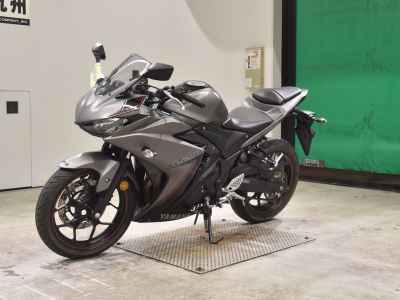 Yamaha YZF-R25 2016