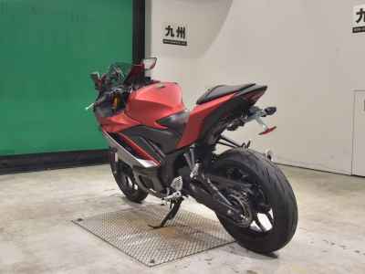 Yamaha YZF-R25