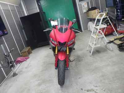 Yamaha YZF-R25 2019