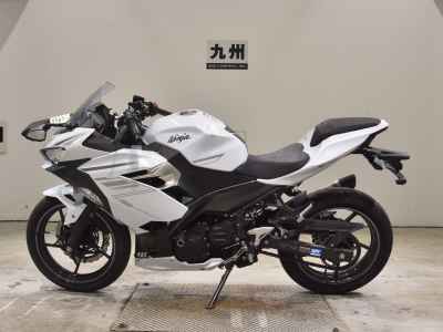 Kawasaki Ninja 400 2022