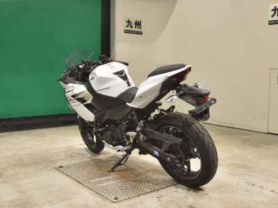 Kawasaki Ninja 400 2022