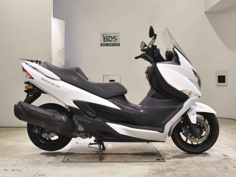 Suzuki Burgman 400