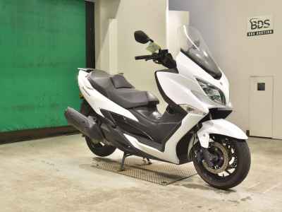 Suzuki Burgman 400